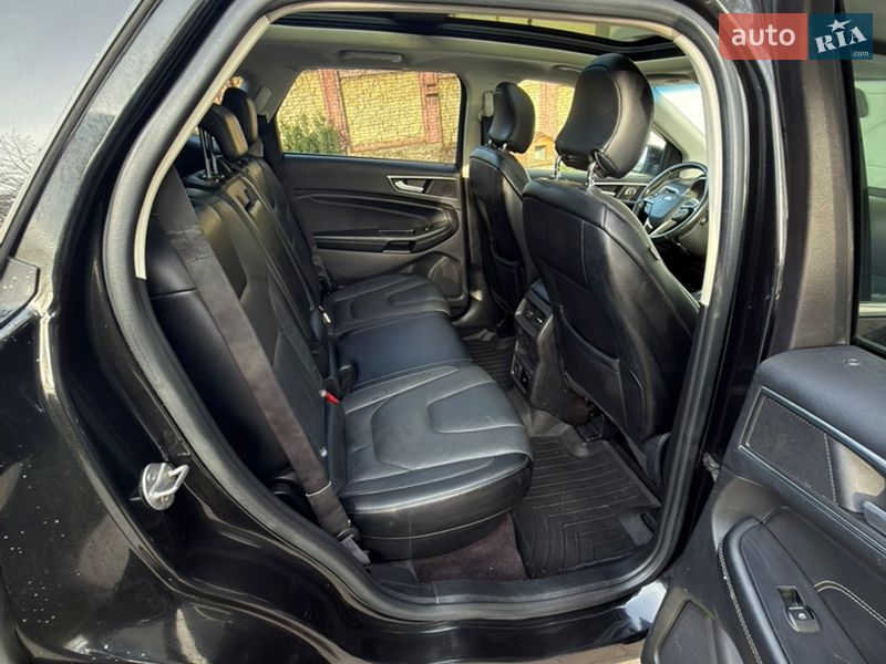 Внедорожник / Кроссовер Ford Edge 2015 в Черновцах
