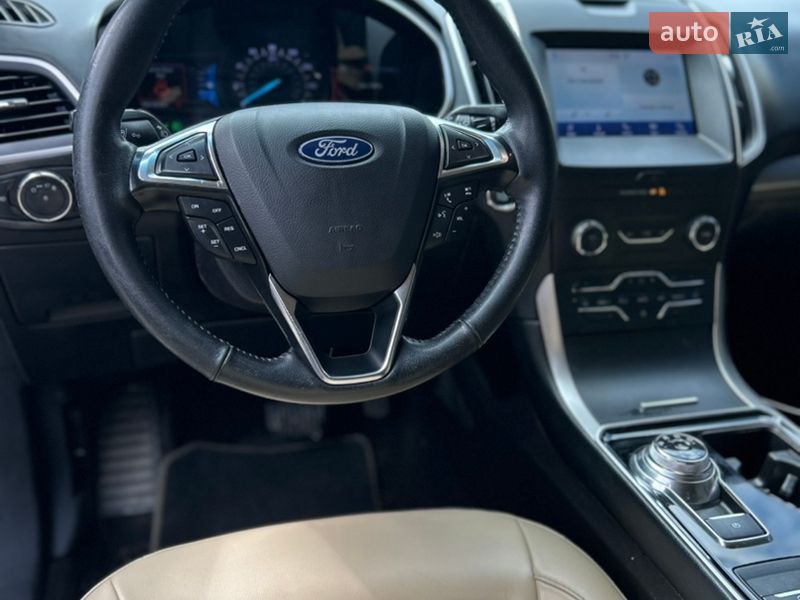 Позашляховик / Кросовер Ford Edge 2019 в Івано-Франківську