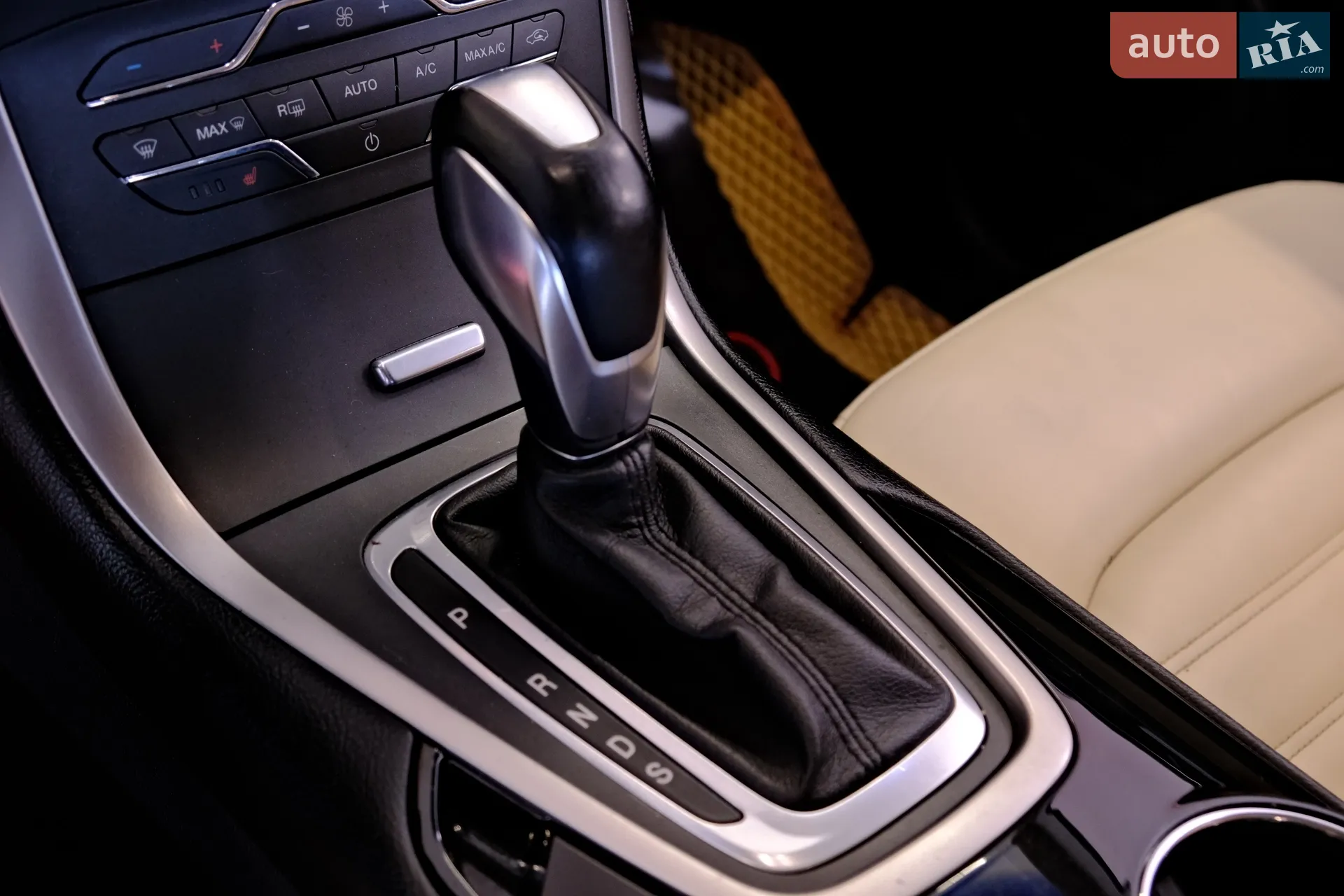 2018 Ford Edge - мініатюра 15