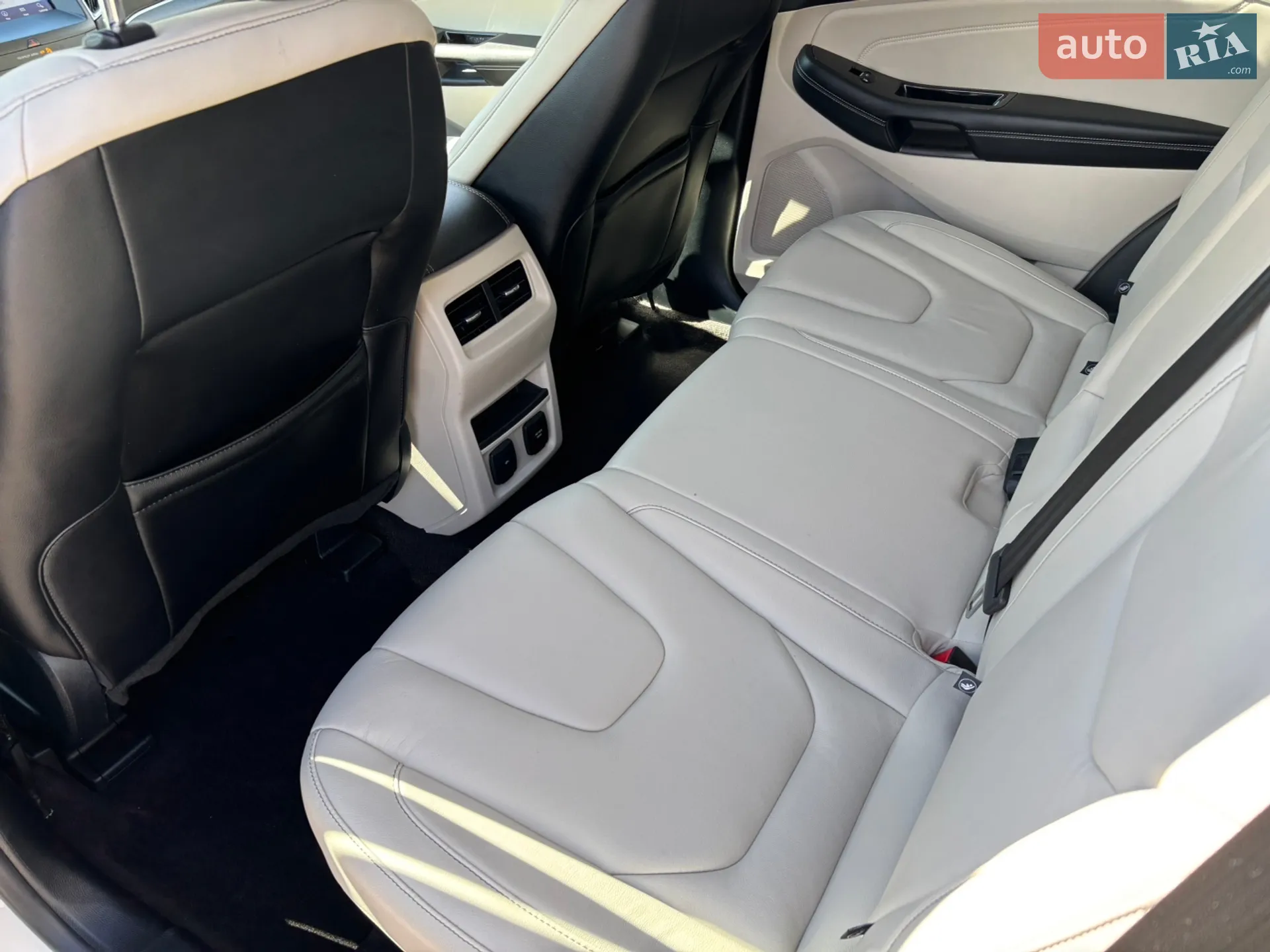 2020 Ford Edge - мініатюра 32