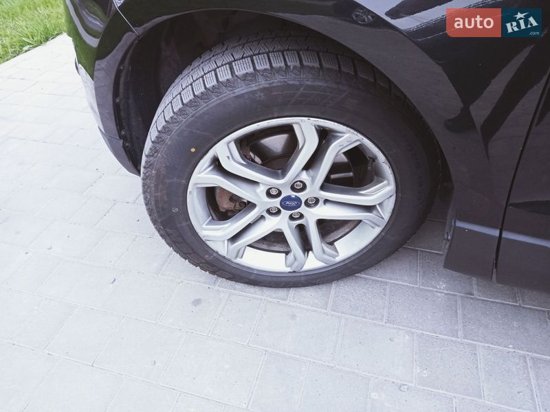 Внедорожник / Кроссовер Ford Edge 2015 в Луцке