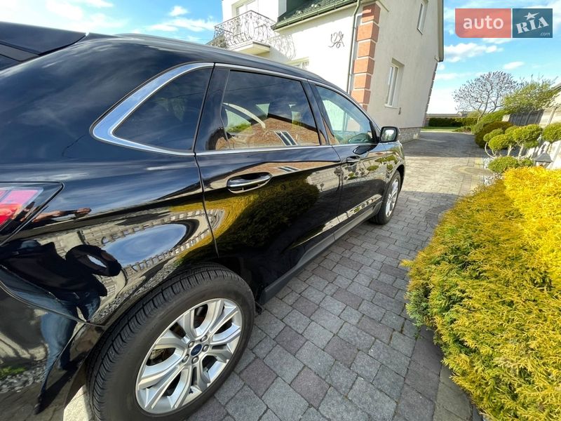 Позашляховик / Кросовер Ford Edge 2021 в Буську