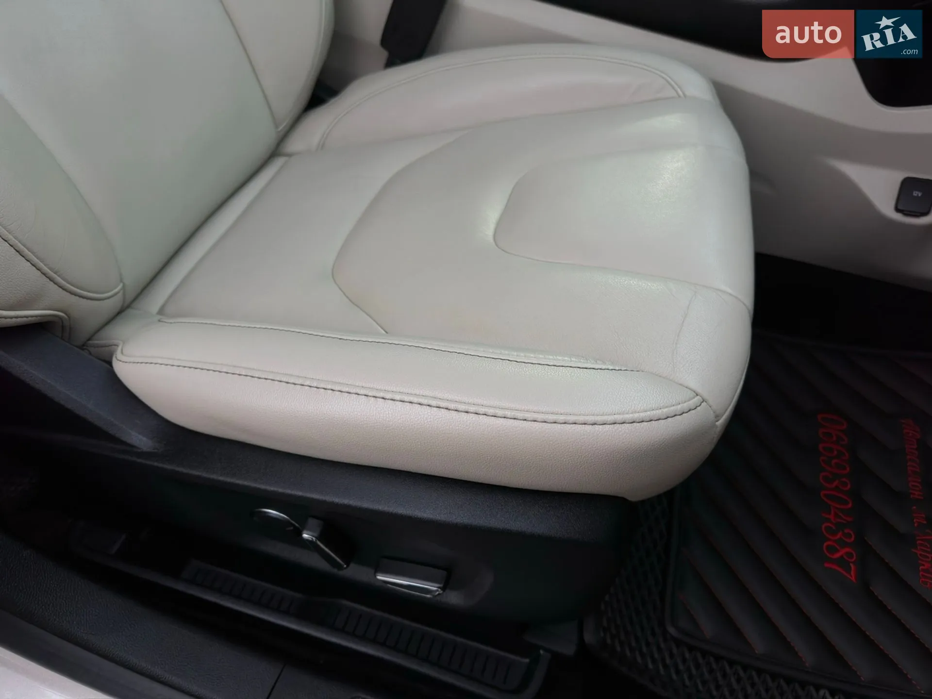 2017 Ford Edge - мініатюра 40