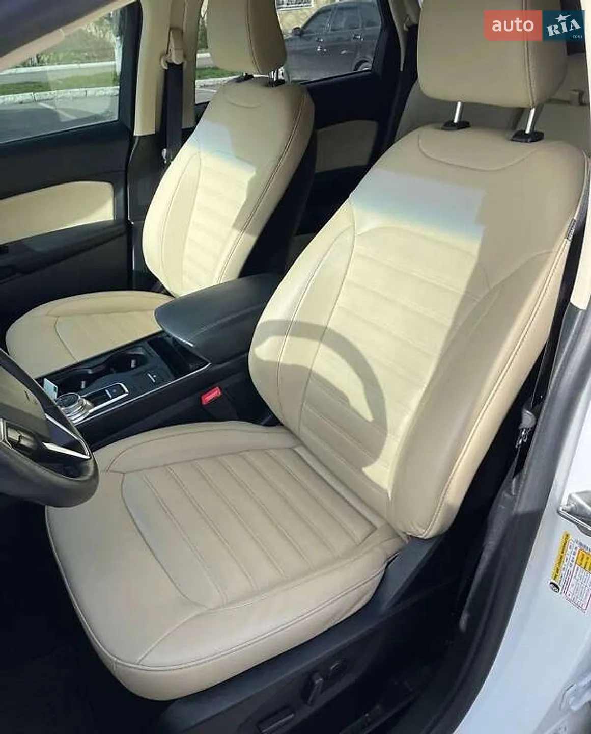 2019 Ford Edge - мініатюра 16