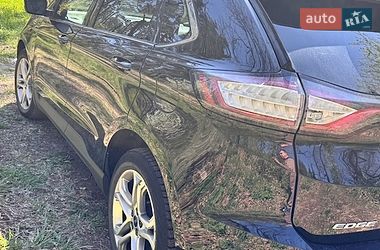Позашляховик / Кросовер Ford Edge 2016 в Фастові