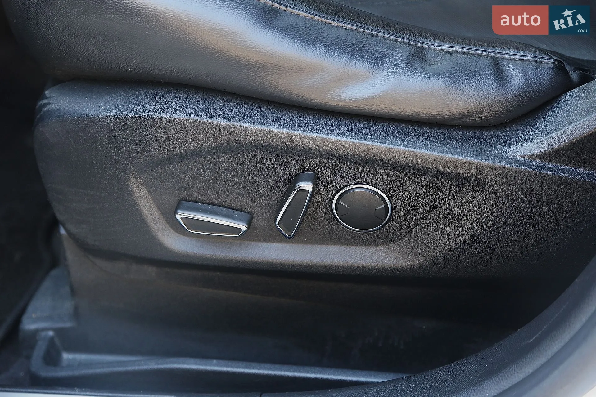 2015 Ford Edge - мініатюра 25