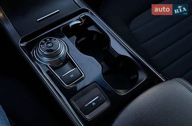 Внедорожник / Кроссовер Ford Edge 2020 в Стрые