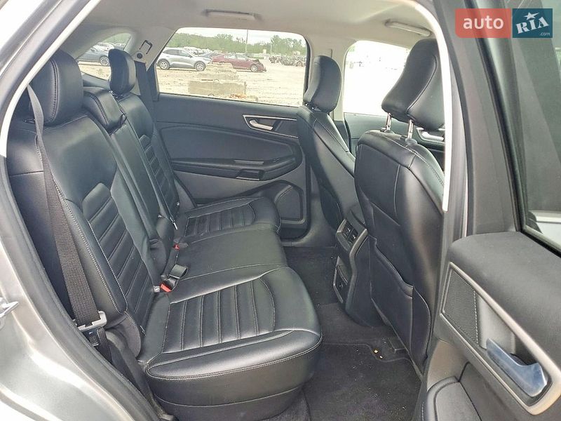 Позашляховик / Кросовер Ford Edge 2023 в Ужгороді