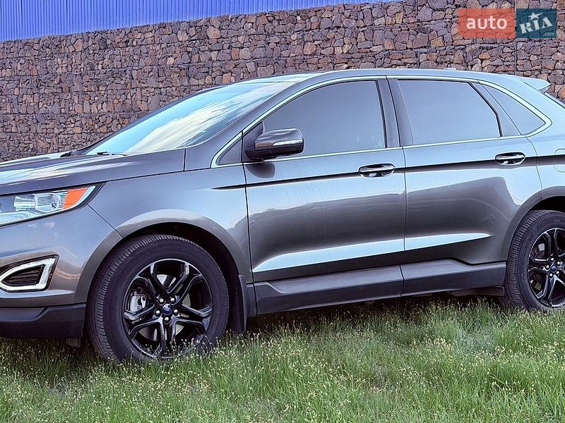 Позашляховик / Кросовер Ford Edge 2016 в Сумах