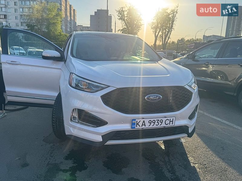 Позашляховик / Кросовер Ford Edge 2018 в Києві