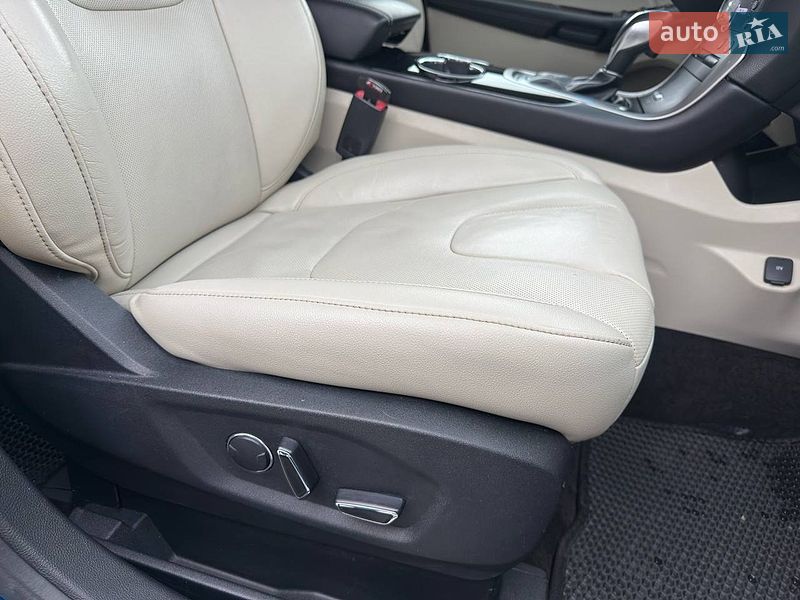 Позашляховик / Кросовер Ford Edge 2017 в Дніпрі