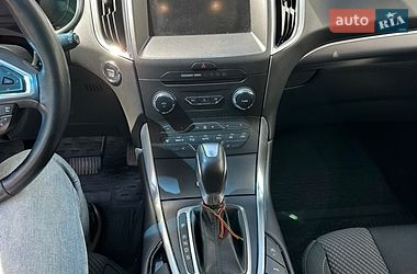 Позашляховик / Кросовер Ford Edge 2017 в Дніпрі