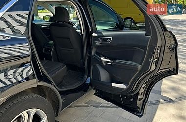Позашляховик / Кросовер Ford Edge 2017 в Дніпрі