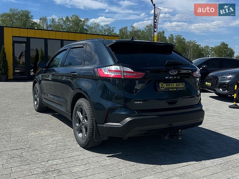 Позашляховик / Кросовер Ford Edge 2023 в Івано-Франківську