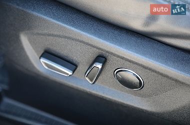 Внедорожник / Кроссовер Ford Edge 2016 в Харькове