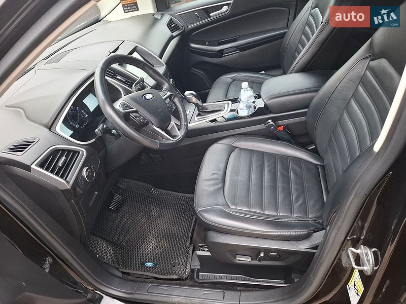 Внедорожник / Кроссовер Ford Edge 2016 в Нетешине