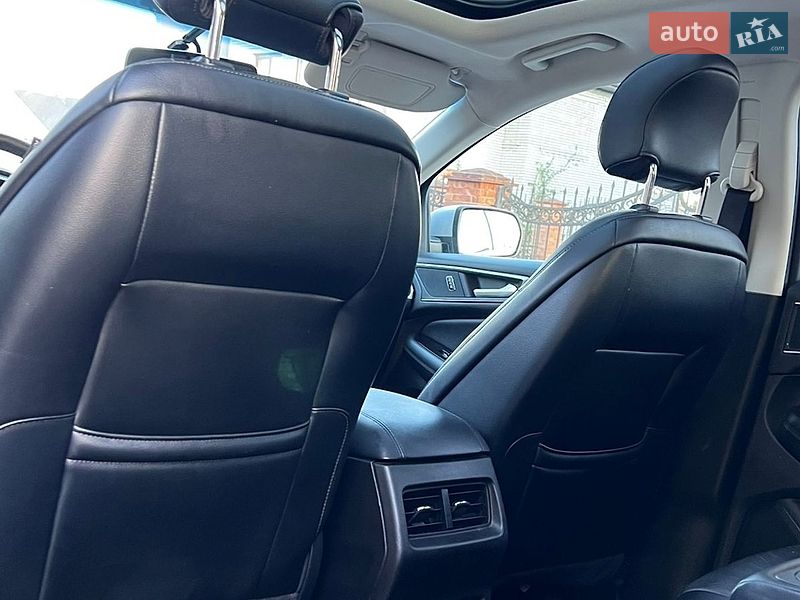 Внедорожник / Кроссовер Ford Edge 2015 в Луцке