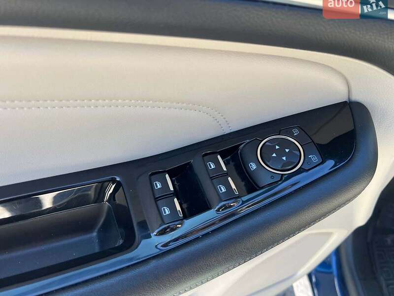 Внедорожник / Кроссовер Ford Edge 2016 в Львове