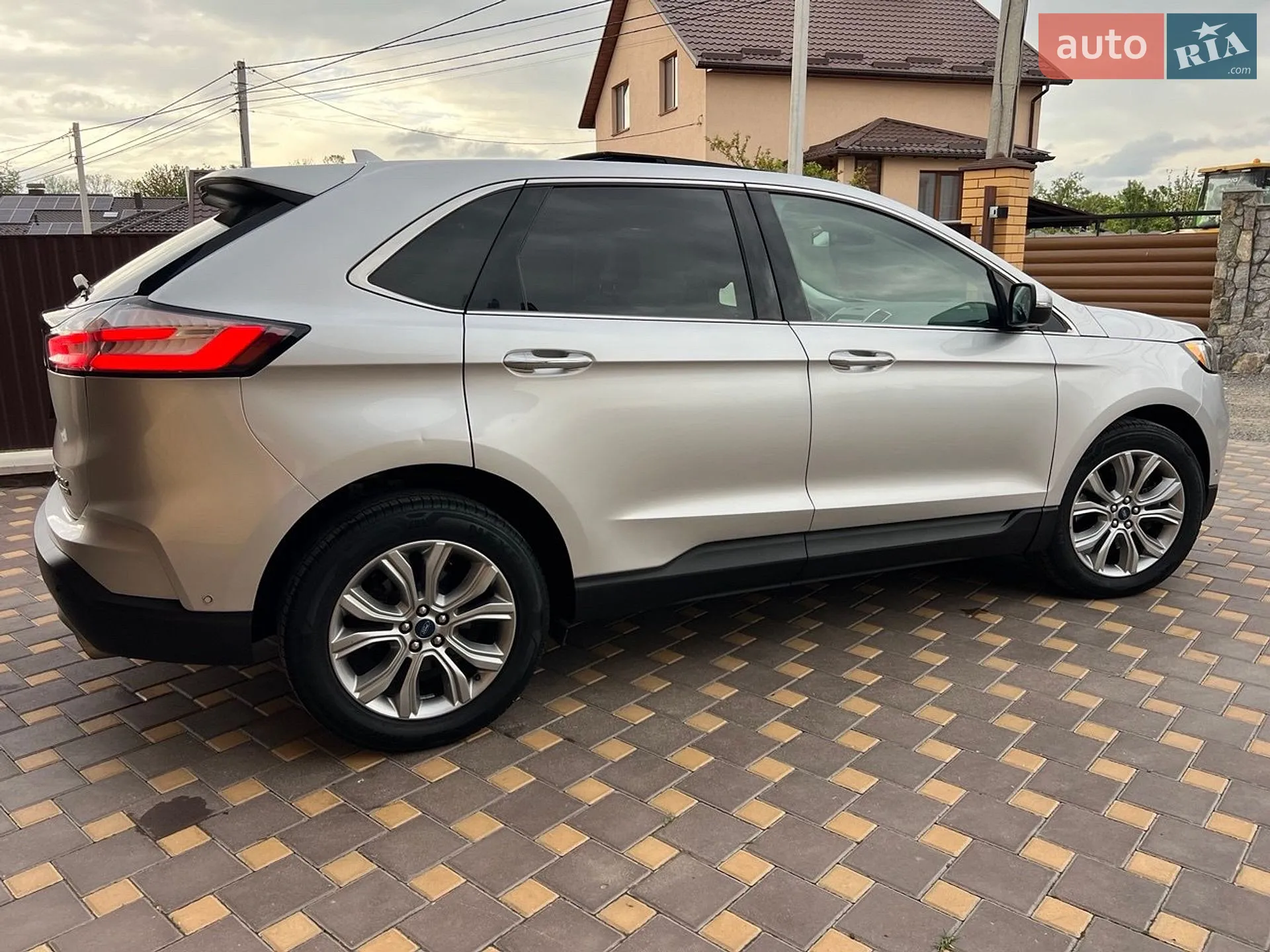 2019 Ford Edge - мініатюра 4