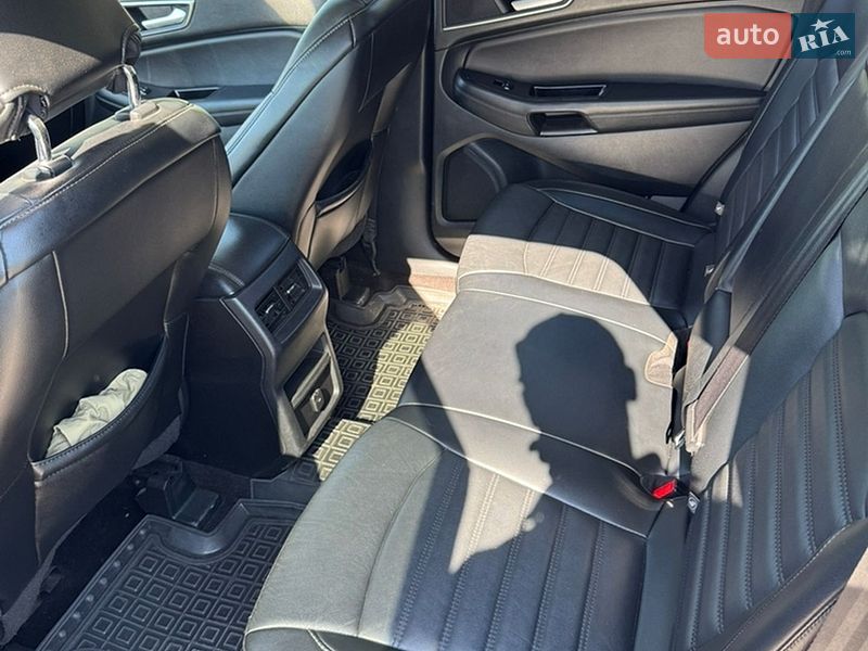 Позашляховик / Кросовер Ford Edge 2016 в Одесі