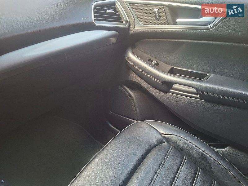 Внедорожник / Кроссовер Ford Edge 2019 в Жовкве