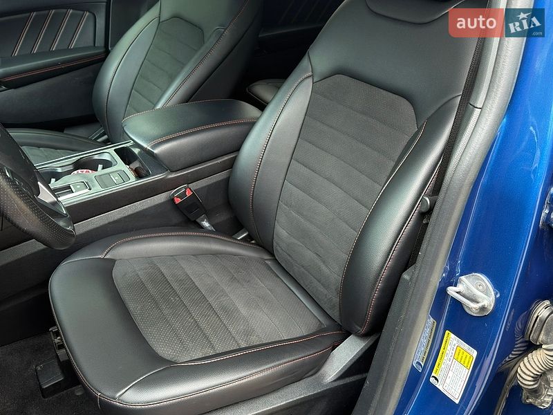 Позашляховик / Кросовер Ford Edge 2021 в Дніпрі
