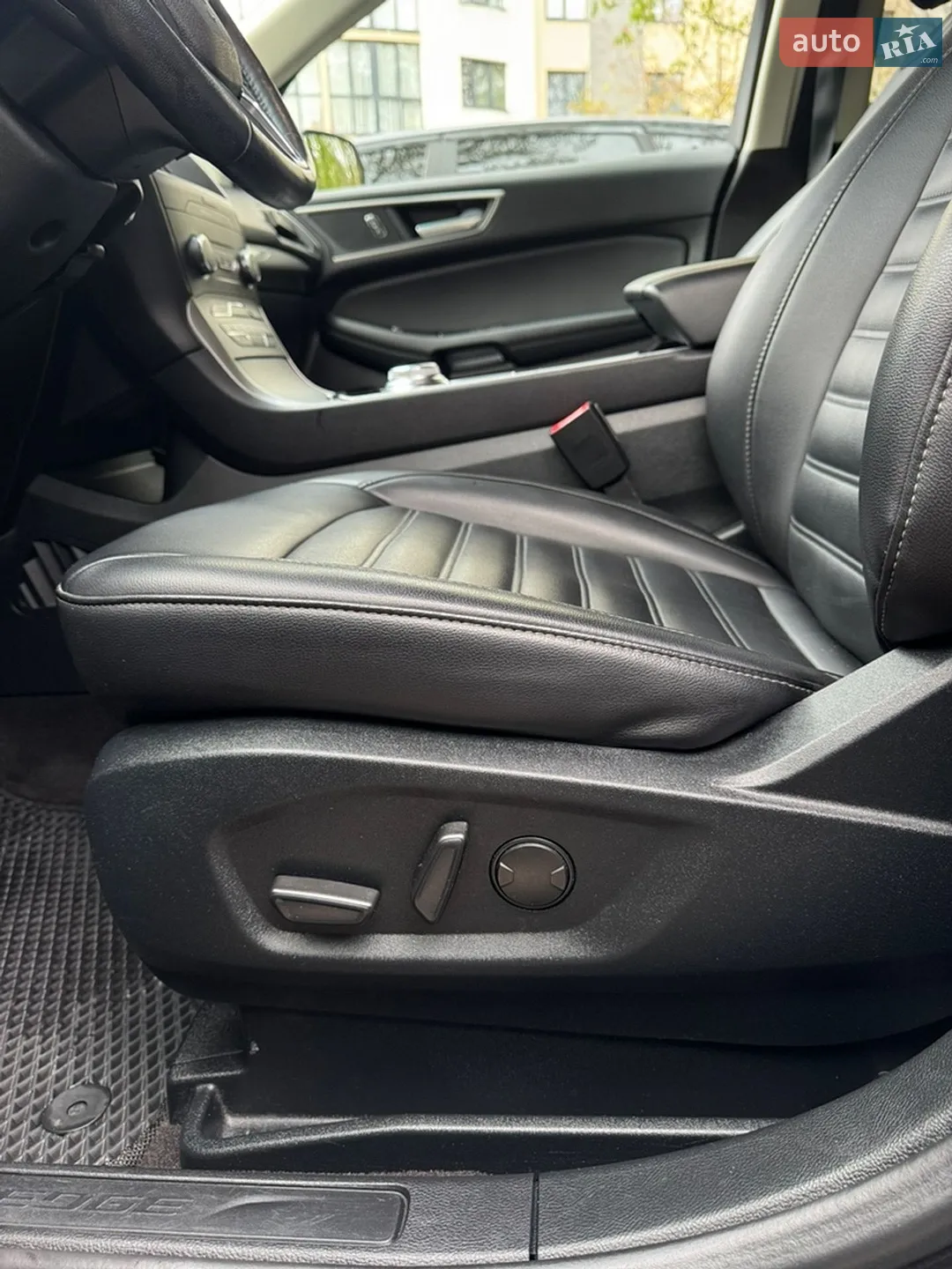 2020 Ford Edge - мініатюра 21