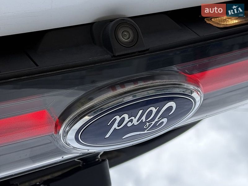 Внедорожник / Кроссовер Ford Edge 2018 в Сумах