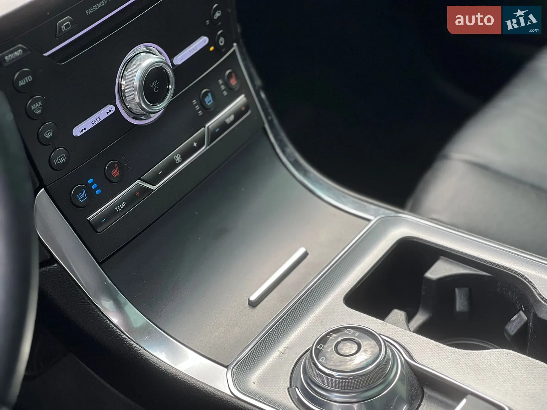 2019 Ford Edge - мініатюра 11