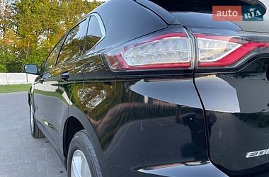 Позашляховик / Кросовер Ford Edge 2016 в Луцьку