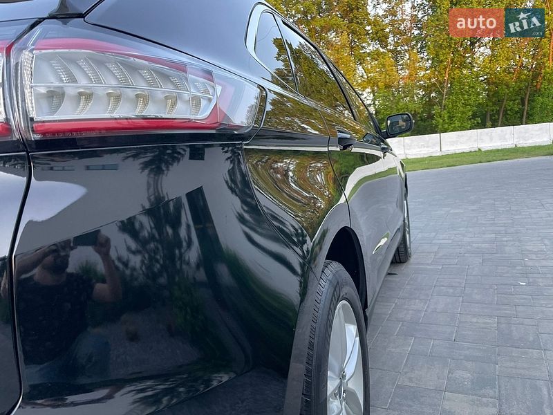 Позашляховик / Кросовер Ford Edge 2016 в Луцьку