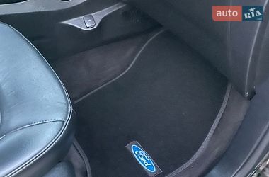 Позашляховик / Кросовер Ford Edge 2016 в Луцьку