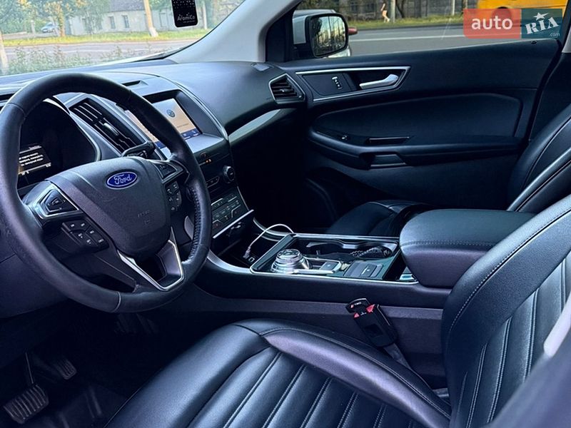 Внедорожник / Кроссовер Ford Edge 2019 в Павлограде