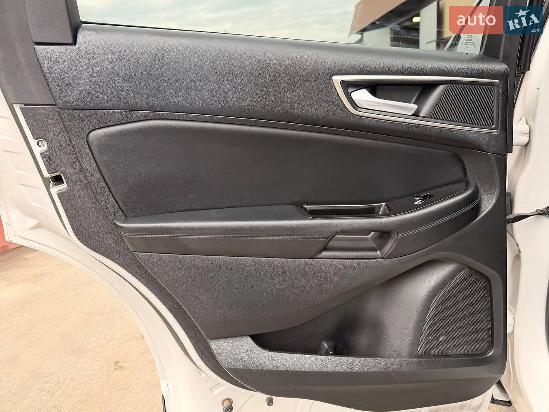 2017 Ford Edge - мініатюра 28