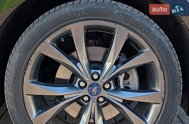 Позашляховик / Кросовер Ford Edge 2015 в Дубні