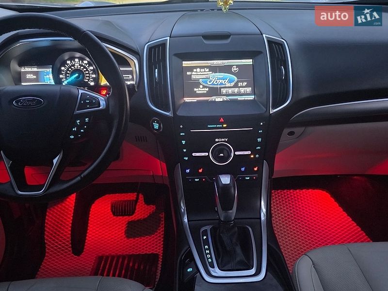 Внедорожник / Кроссовер Ford Edge 2015 в Кривом Роге