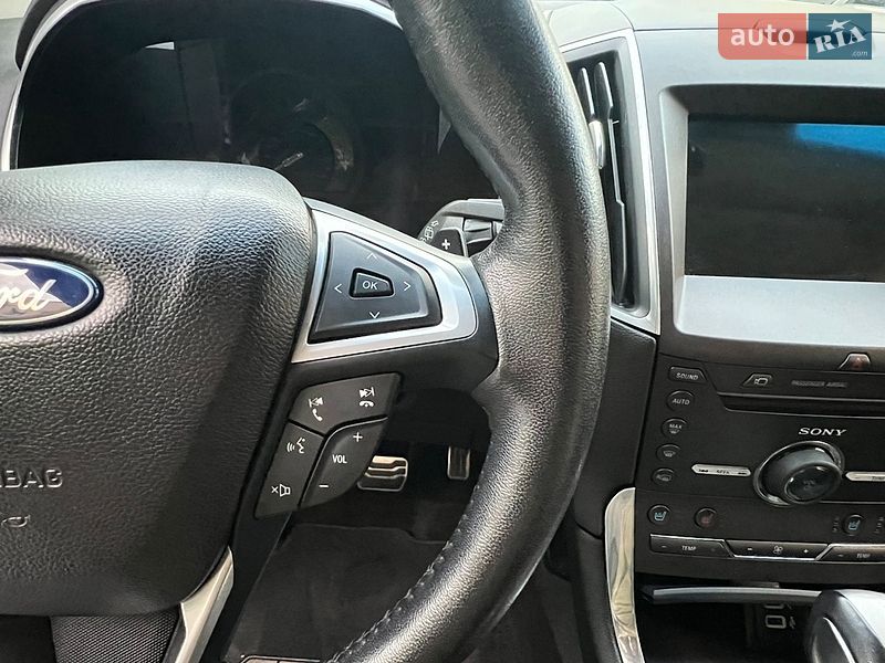 Позашляховик / Кросовер Ford Edge 2016 в Києві