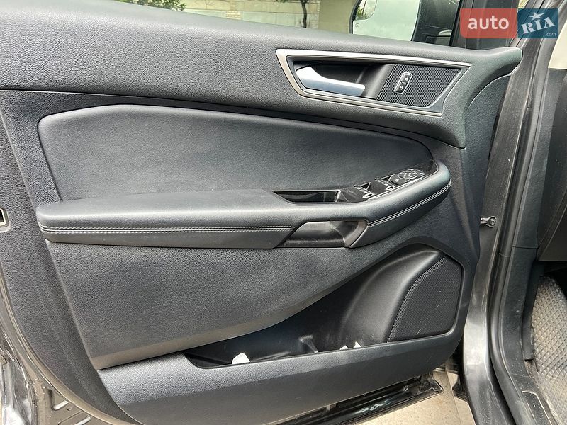 Позашляховик / Кросовер Ford Edge 2018 в Василькові