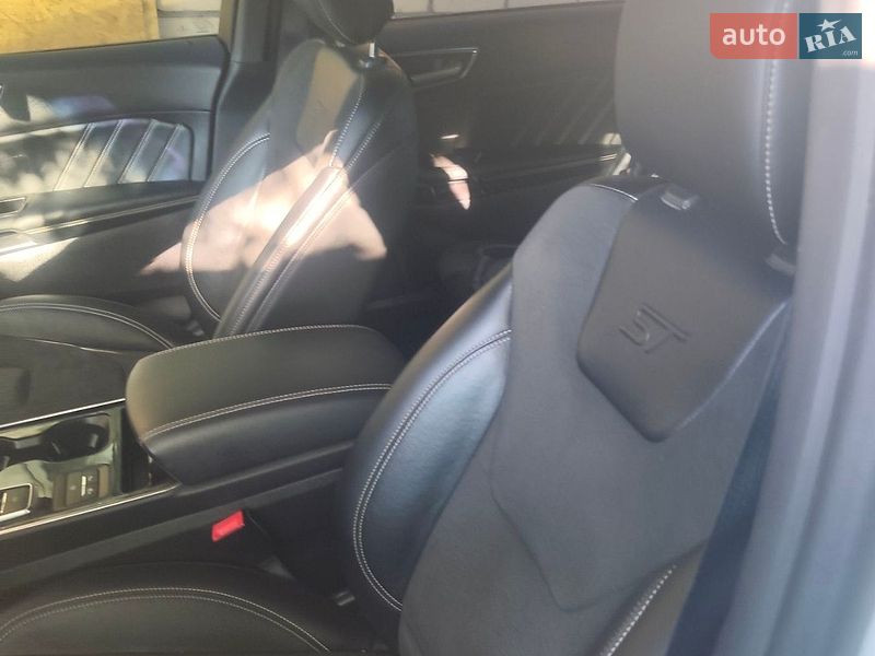 Внедорожник / Кроссовер Ford Edge 2020 в Кривом Роге