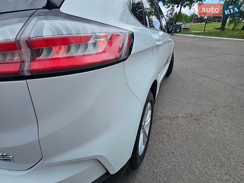 Внедорожник / Кроссовер Ford Edge 2020 в Ровно