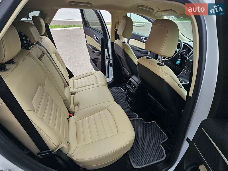 Внедорожник / Кроссовер Ford Edge 2020 в Ровно