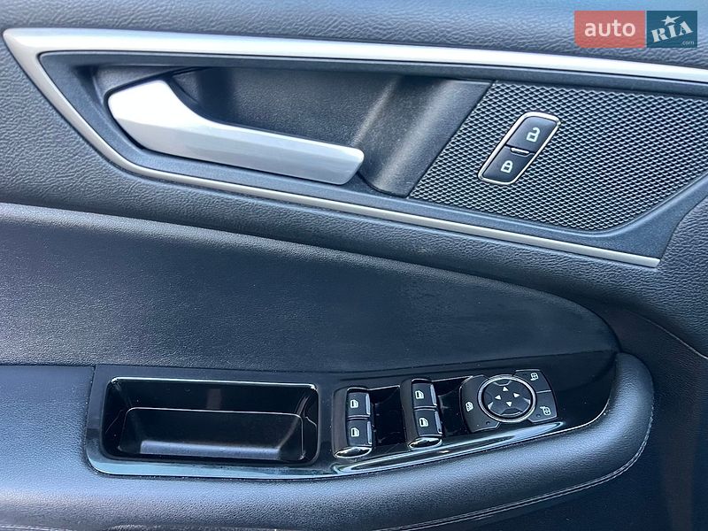 Внедорожник / Кроссовер Ford Edge 2018 в Дубно