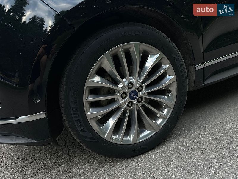 Внедорожник / Кроссовер Ford Edge 2019 в Умани