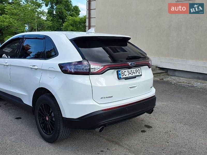 Позашляховик / Кросовер Ford Edge 2016 в Львові