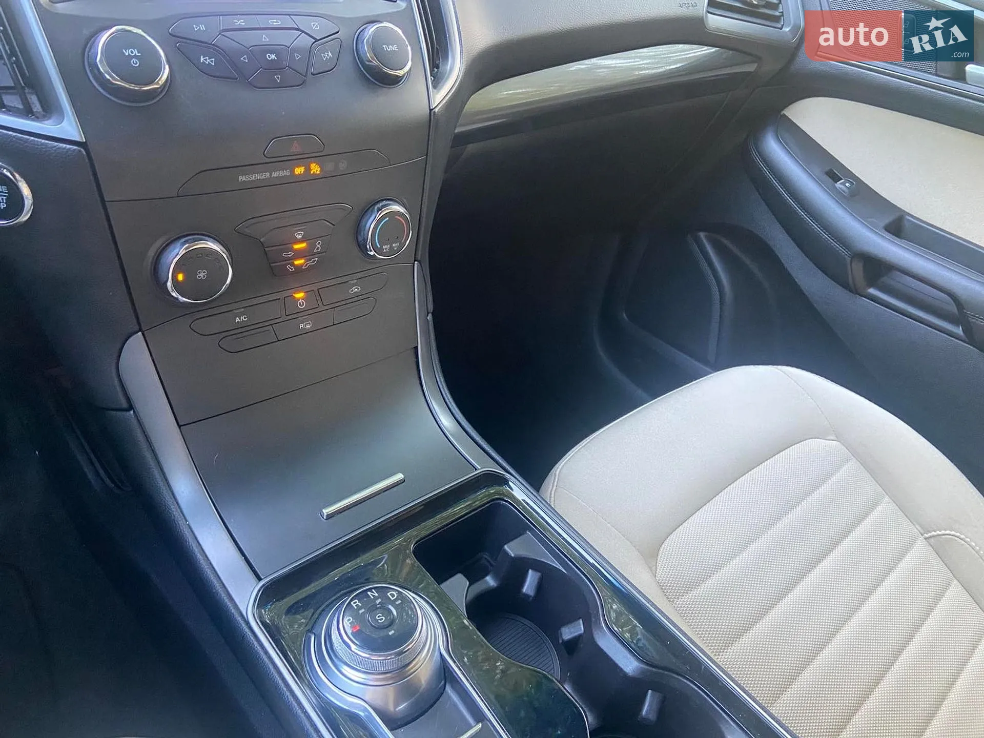 2019 Ford Edge - мініатюра 71
