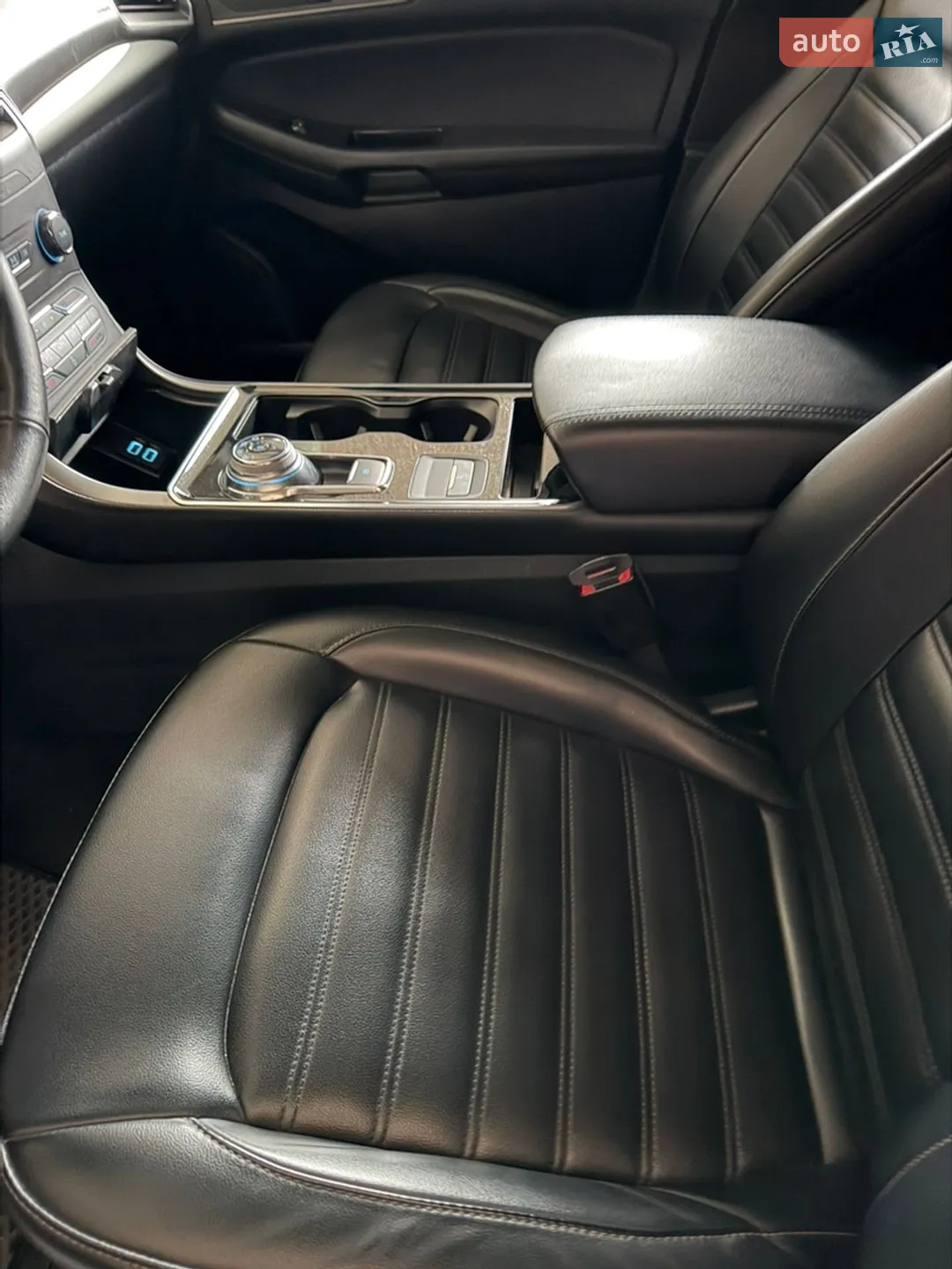 2019 Ford Edge - мініатюра 11