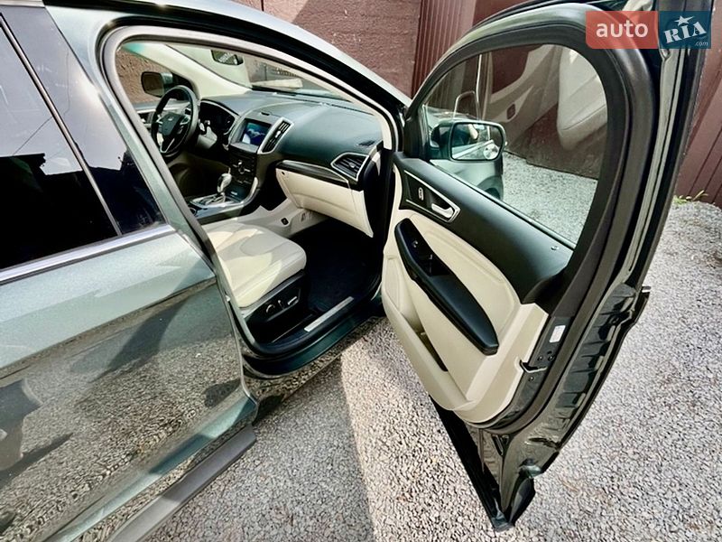 Позашляховик / Кросовер Ford Edge 2015 в Рівному