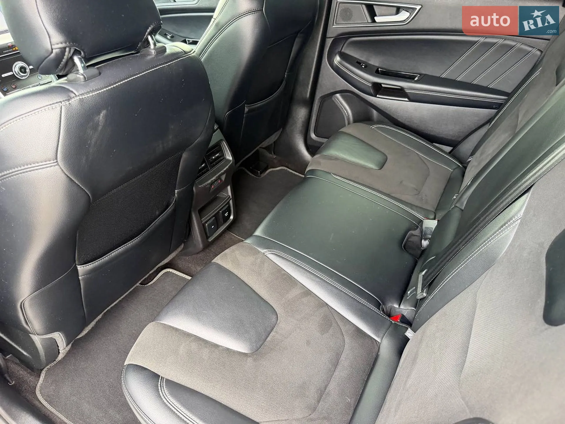 2018 Ford Edge - мініатюра 16