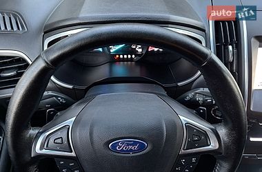 Внедорожник / Кроссовер Ford Edge 2016 в Дубно