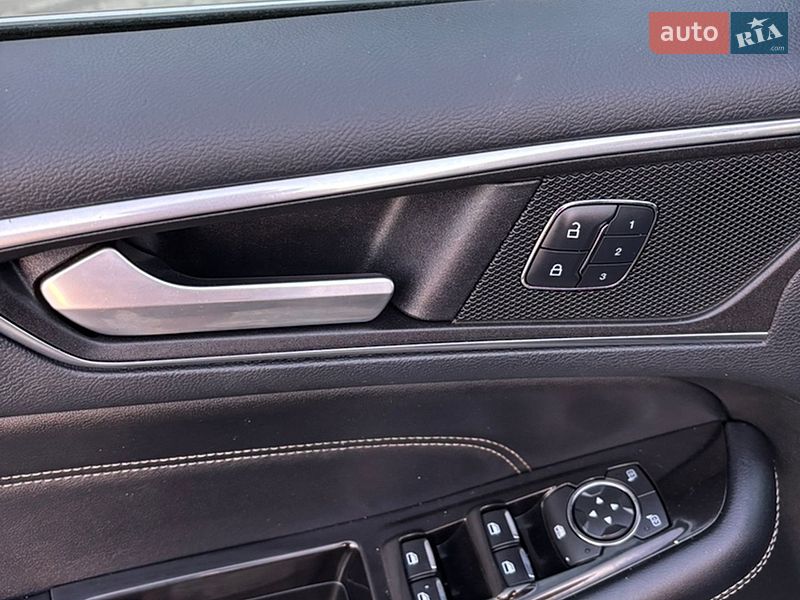 Внедорожник / Кроссовер Ford Edge 2016 в Дубно